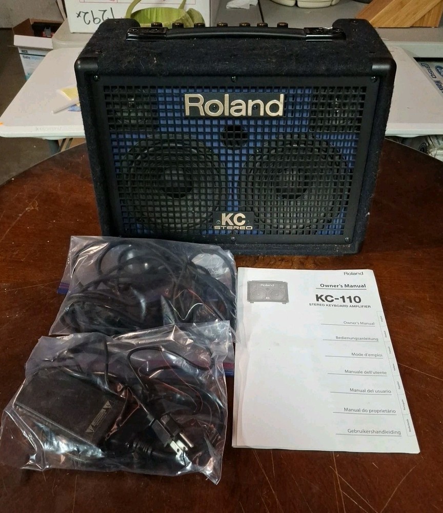 Roland KC-110 Keyboard Amplifier, Compact & Battery-Powered, Excellent Condition