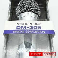 Yamaha DM-305 Dynamic Microphone Silver Super Cardioid ON/OFF Switch with Cable