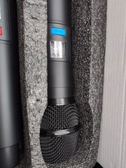 Melonare Quad-channel Wireless Microphone System Mwm-41 NEW 4×10 Adj Frequency