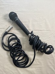 Pevey PV I100 Dynamic Cardioid Microphone Black With Low Noise Mic Cable
