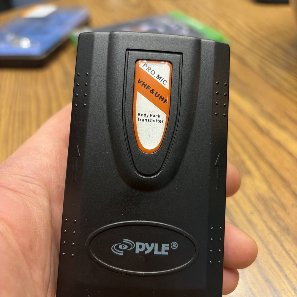 Pyle PRO.MIC VHF & UHF Body Pack Transmitter 193.0 MHz TESTED