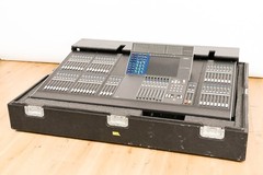 Yamaha M7CL-48 48-Channel Digital Audio Mixing Console with Road Case CG013HP