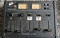 Realistic 32-1101A Stereo Mixer, 4-Channel, VU Meter, Manual & AC Adapter