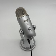 Blue Yeti Professional USB Condenser Microphone with Stand – Silver