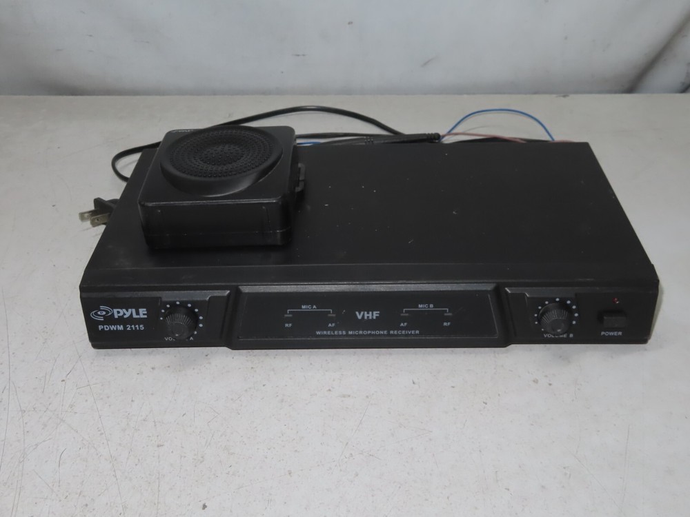 Pyle Wireless Microphone PDWM2135 with PWMA50B