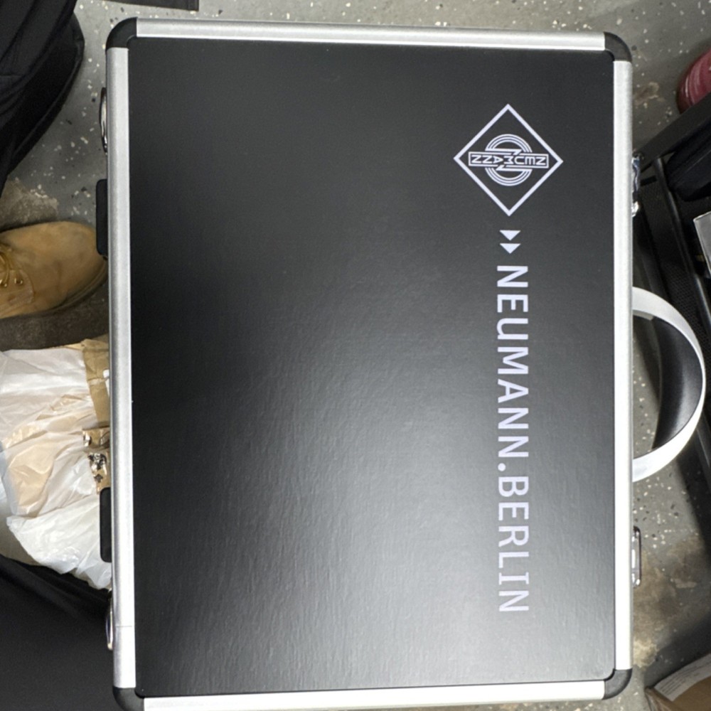 Neumann Black Aluminum Microphone Case Padded Foam Carry Handle