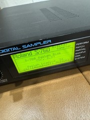 VINTAGE ROLAND MODEL S-760 DIGITAL SAMPLER