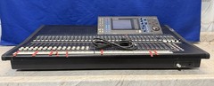 Yamaha LS9-32 32 Channel Digital Mixer Console Mixing Console -Powers On – Local