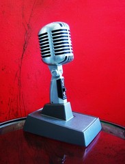Vintage 1960’s Shure PE55 dynamic cardioid microphone Hi Z w S37A stand PE55SH