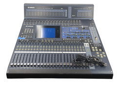 Yamaha 02R96 v2 Digital Mixing Console with Meter Bridge & bag -Local pickup.