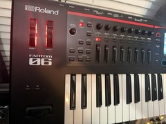 Roland FANTOM-06 Music Workstation Keyboard