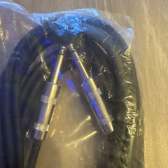 Unbranded 1/4 inch TS to 1/4 inch TS Speaker Cable – Aprox 8.5ft