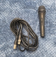 Dynamic Handheld/Stand-Held Microphone, Wired XLR 3-Pin, On/Off, NEW OPEN BOX