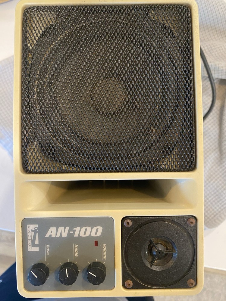 VTG Anchor Audio An-100 Portable Monitor PA 25w Amplifier Speaker USA WORKS WELL