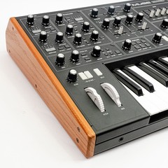 Moog Muse 8-Voice Analog Polyphonic Synthesizer 61-Key Bi-Timbral w/ Aftertouch