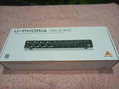 Behringer U-Phoria UMC404HD USB Audio/MIDI Interface – Black (New open-box)