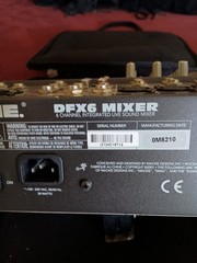 Mackie DFX-6 Compact Mixer With EFX 6×2 Compact Mixer With Carry Case