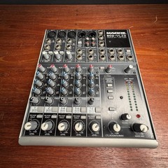 Mackie 1604-VLZ3 16 Channels Compact Mixer – Silver Untested