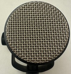Elgato Wave XLR Microphone Interface & Digital Mixing Solution & Rode PODMIC