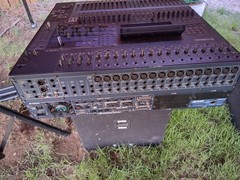 Yamaha 02R96 Digital Mixer 24-Channel 8-Bus Motorized Faders Phantom Power