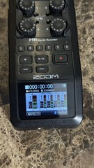 Zoom H6 Handy Recorder All Black 6-track Portable Recorder