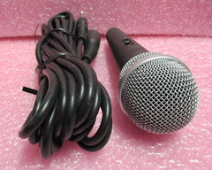 Amazon Basics Dynamic Vocal Microphone – With Cable