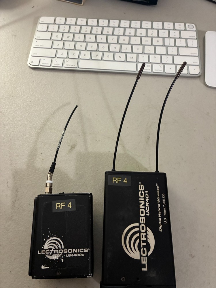 Lectrosonics Digital Hybrid Set- Um400a + UCR401- Block 21, RF#4