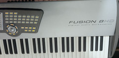 Alesis Fusion 8HD Workstation – includes some extra paid sound packs – works!