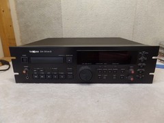 TASCAM DA-30MKII DAT ( WORKS / RACK MOUNT )