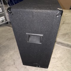RadioShack 40-215 Passive PA Speaker 150W RMS 8 Ohm Wired 1/4″ Black