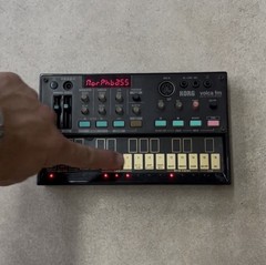Korg VOLCA-FM Digital Synthesizer