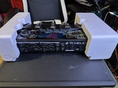 TC-Helicon VoiceLive 3 Extreme Multi-Effects Processor Pre Owned Works Great