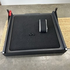 SKB Hook & Loop Fastener Sliding Rack Shelf 17×17.5”