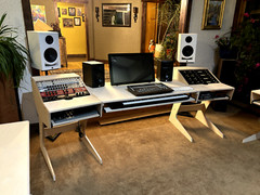Trinity Desk Designs Producers Desk Music Recording DAW Hybrid Station 48″ x 36″