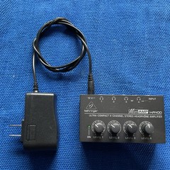 BEHRINGER MicroAMP HA400 4-channel stereo headphone amplifier. Ultra-Compact.