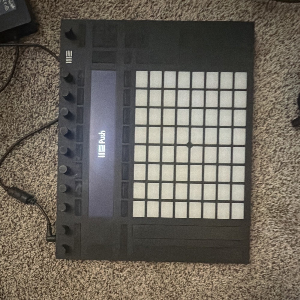 Ableton Push MIDI Pad Controller 64 Pads Display Rotary Encoders USB In WithCase