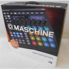 NATIVE INSTRUMENTS MASCHINE MK2 Production Studio w/ Box Accessories JP MG01 9.5