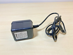 PYLE PS430 Compact 1 Channel 48V Phantom Power Supply for Condenser Microphone