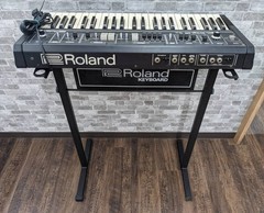 Working Roland Organ Strings RS-09 Older Version Analog Synthesizer with Stand