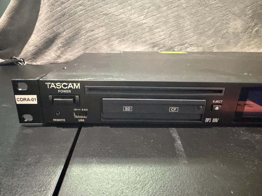 Tascam SS-CDR200 Recorder