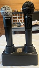Phonic Ear Frontrow Pro 930HTC Handheld Charger w/ 2 Microphones- No Power Cord
