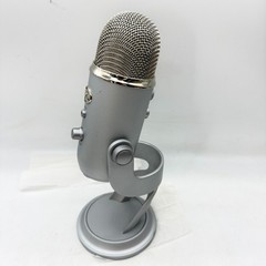 Blue Yeti Silver USB Condenser Microphone w/ Desk Stand PC/Mac Tested Working