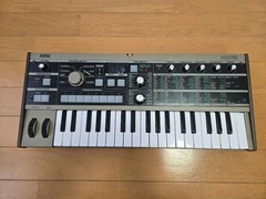KORG microKORG Synthesizer Vocoder 37-Key Analog Modeling Keyboard w/ Adapter