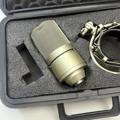 MXL 990 Large Diaphragm Condenser Microphone XLR with Shock Mount & Case