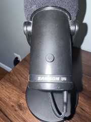 Samson Q9U Dynamic Cardioid USB/XLR Desktop Mic w/ Stand, Black, Jack
