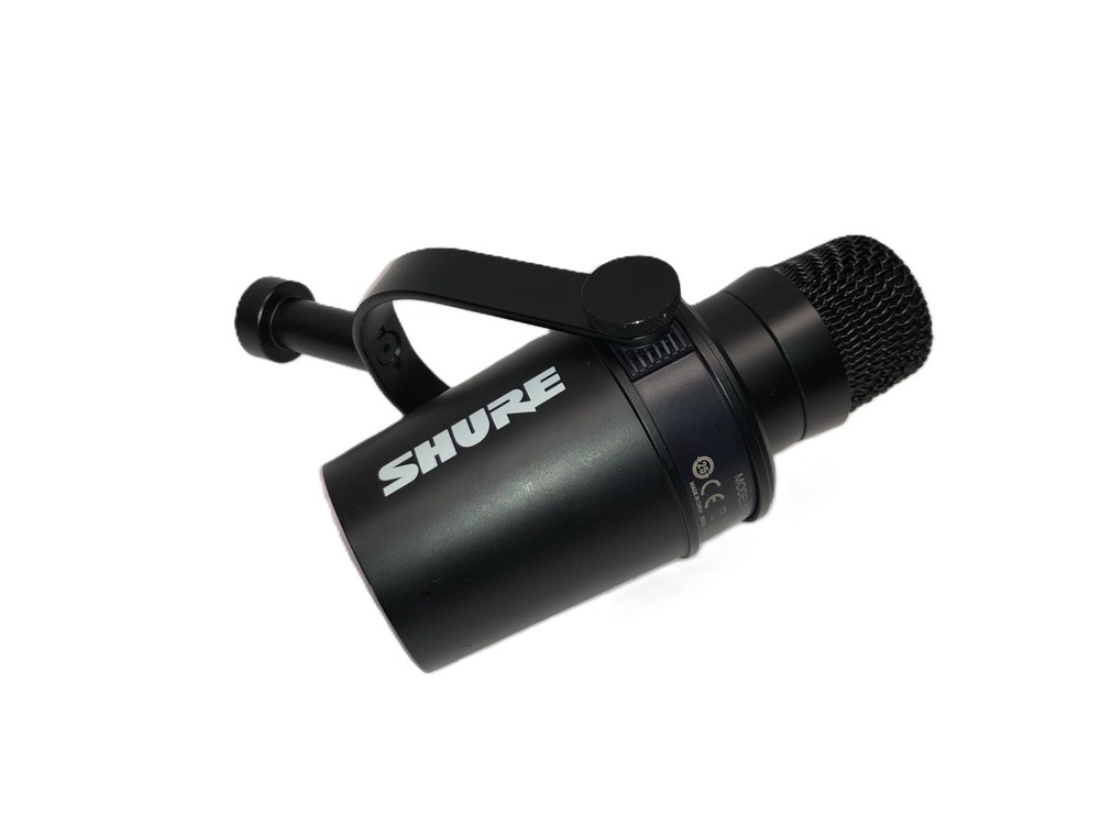 Shure MV7 Professional USB / XLR Dynamic Microphone / Black – VGC