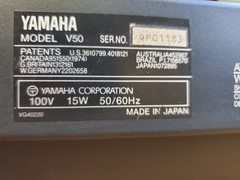 Yamaha V50 Digital Synthesizer New Battery & Button Initialized Good Condition