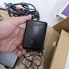 Radio Shack Pro-Performance FM Wireless Lapel Microphone System W Box