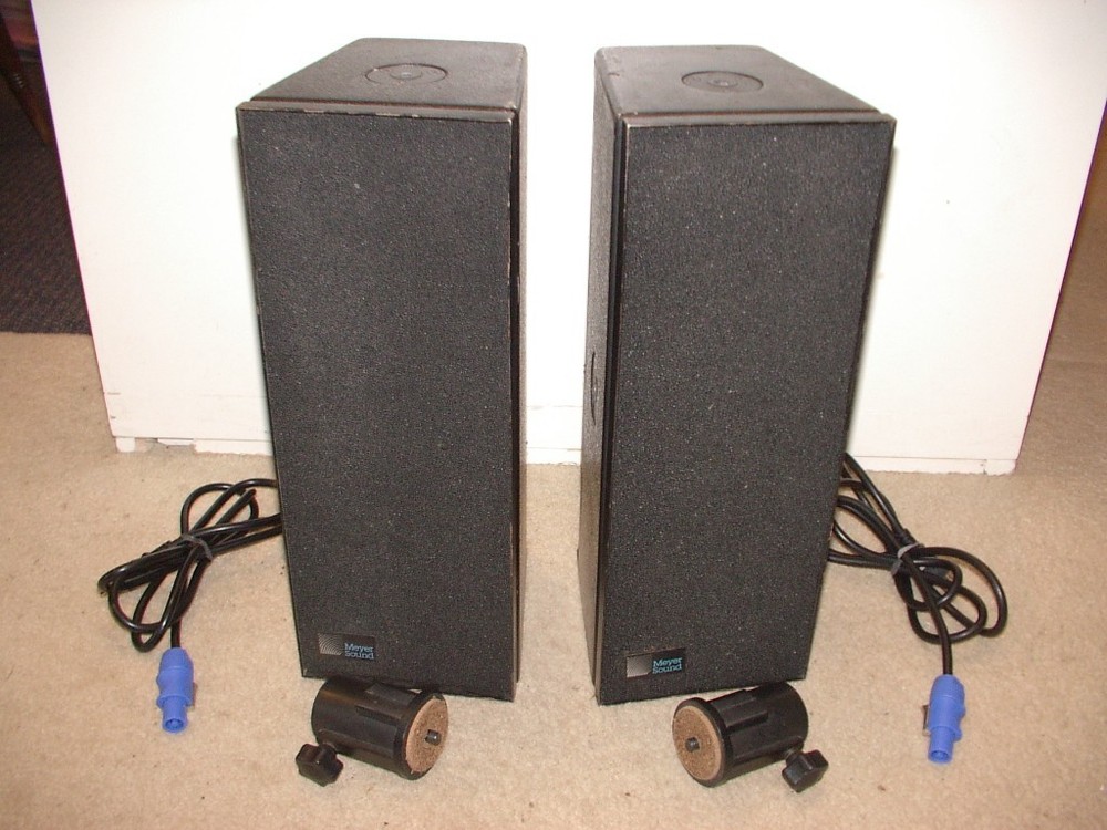 Meyer sound powered speakers UPM-1p PA monitors needs foam surround parts repair