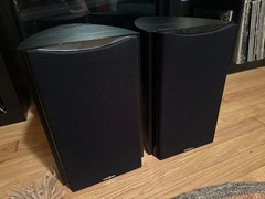 Insignia NS-B2111 Bookshelf Speakers Stereo Passive HiFi Home Audio Pair